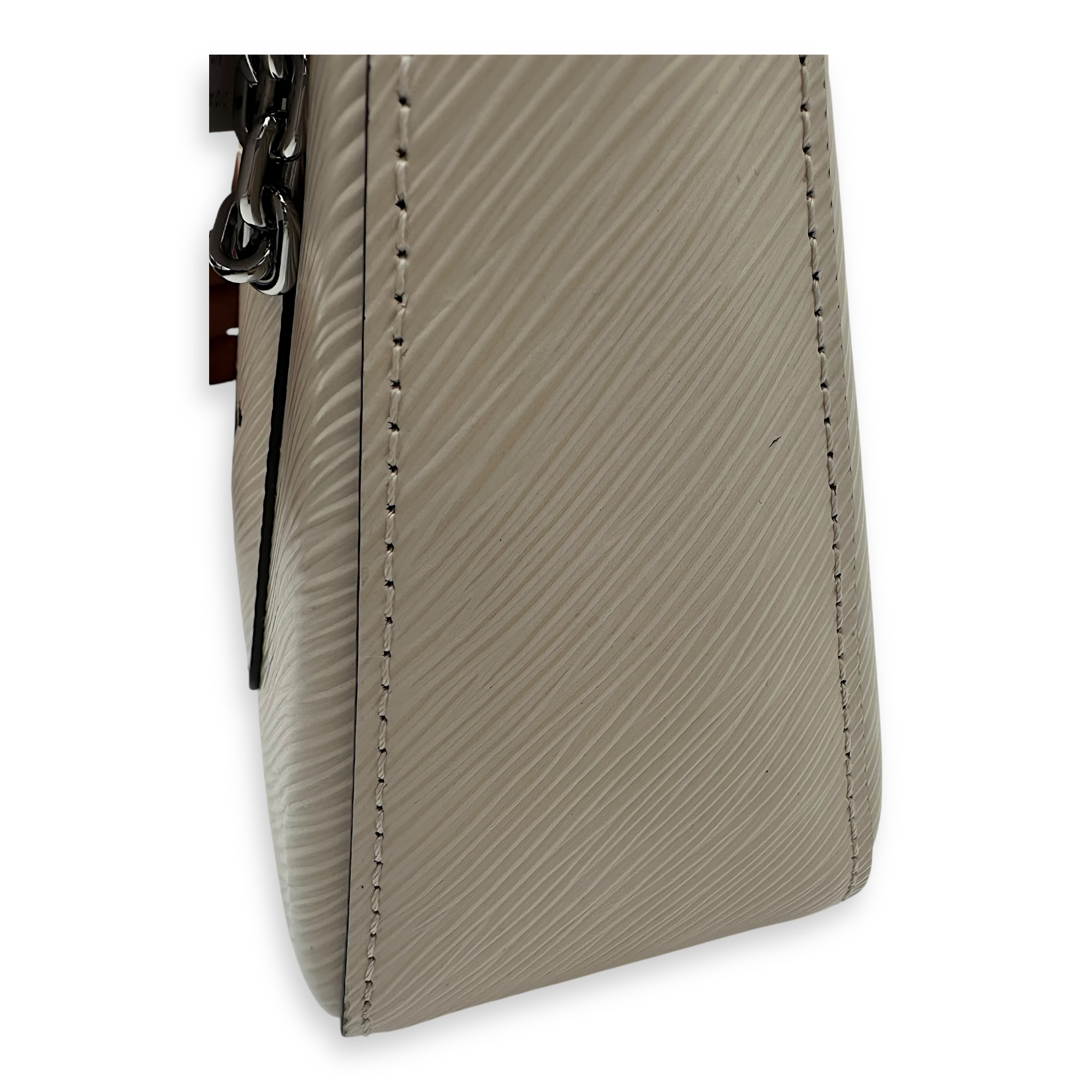 Marelle Shoulder Bag Shoulder bag in Epi leather, Silver Hardware - Image 8