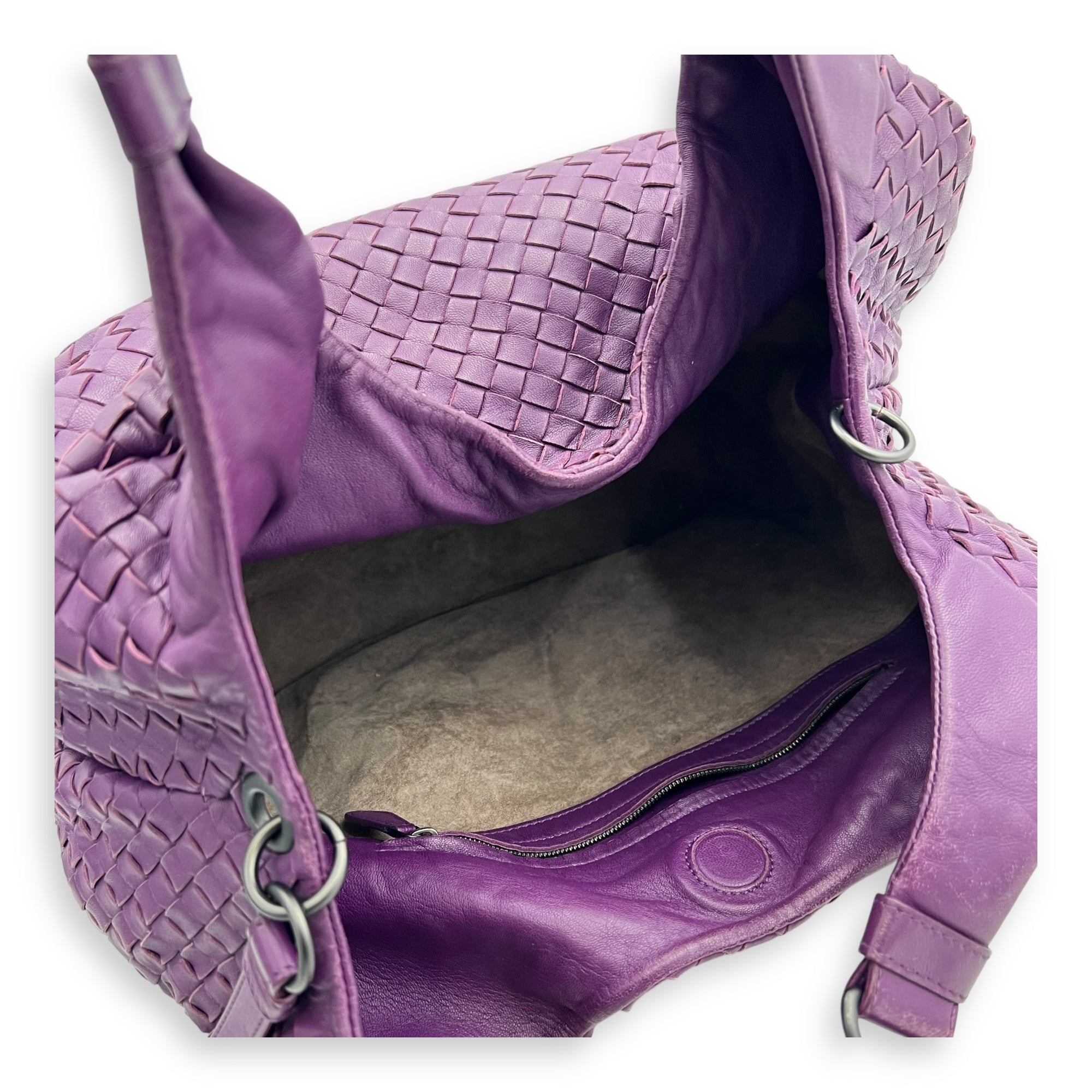 Intrecciato Hobo Purple in Nappa Leather, Gunmetal hardware - Image 10