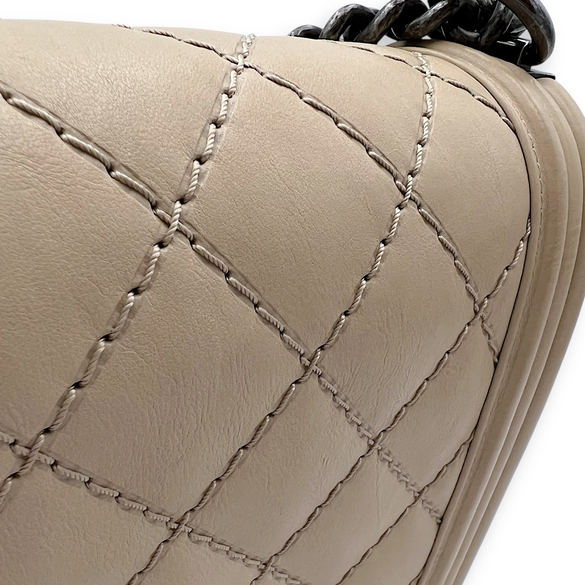 Boy Medium Beige Shoulder Bag in Calfskin, Gunmetal hardware - Image 12