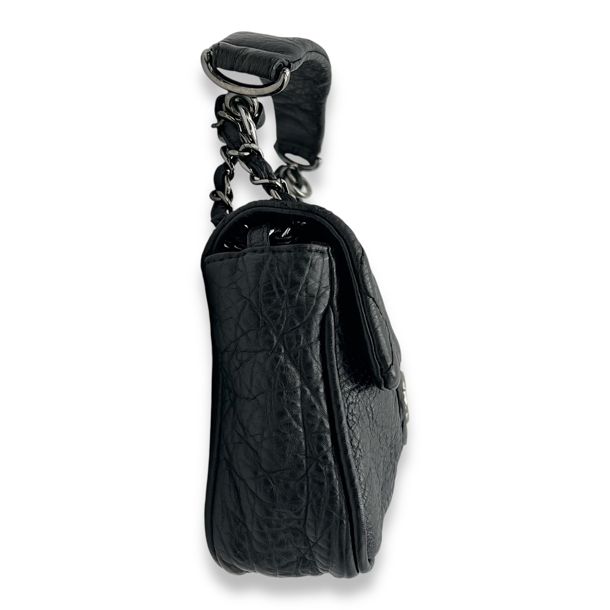 CC Flap bag Black Shoulder Bag in Calfskin, Silver hardware - Image 4