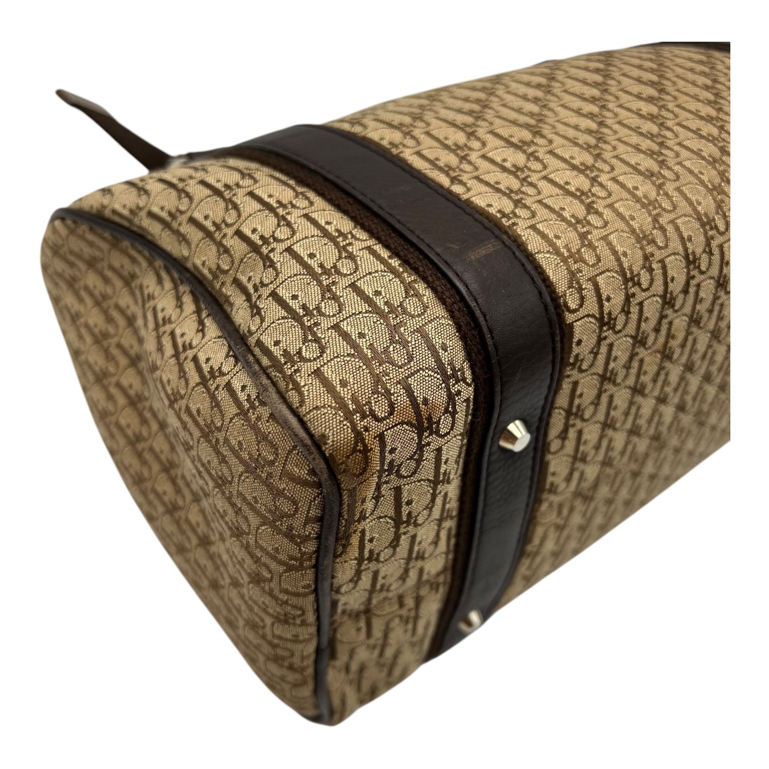 Street Chic Trotter Boston Brown Top Handle Bag in Jacquard, Silver hardware - Image 10
